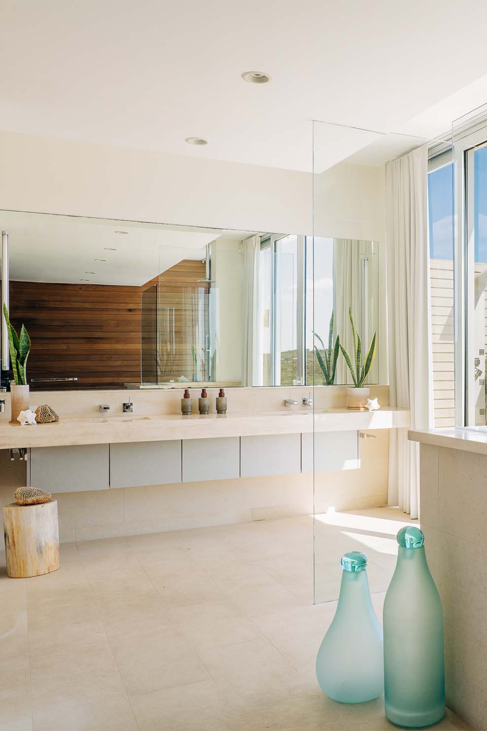 ANI Anguilla - Accommodation - Ocean View Bathroom