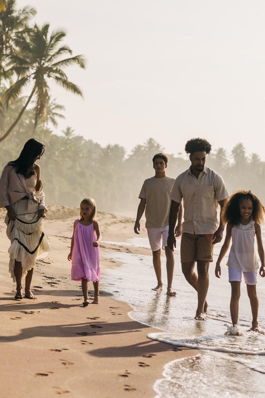 ANI Sri Lanka - Private Luxury Villa Resort - Family Beach Walk