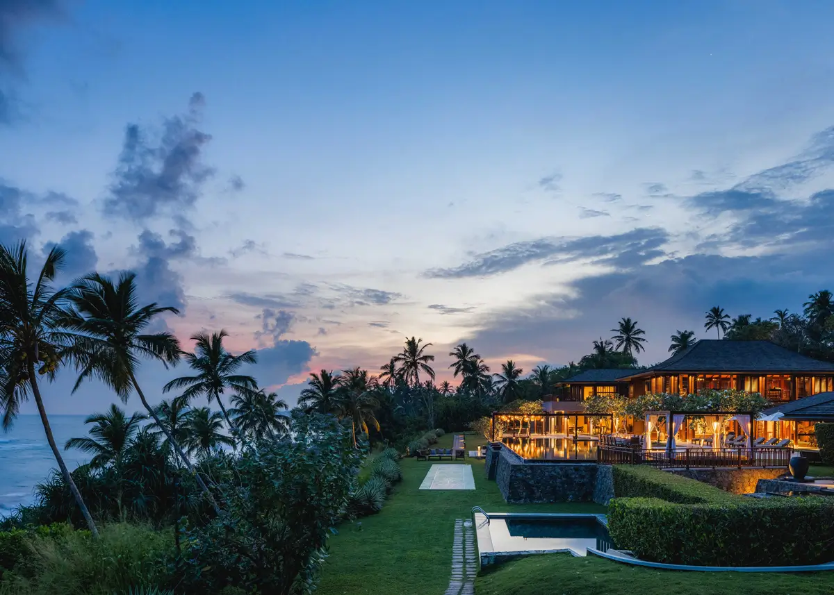 ÀNI Sri Lanka luxury private resort overlooking the Indian Ocean, surrounded by lush tropical landscapes