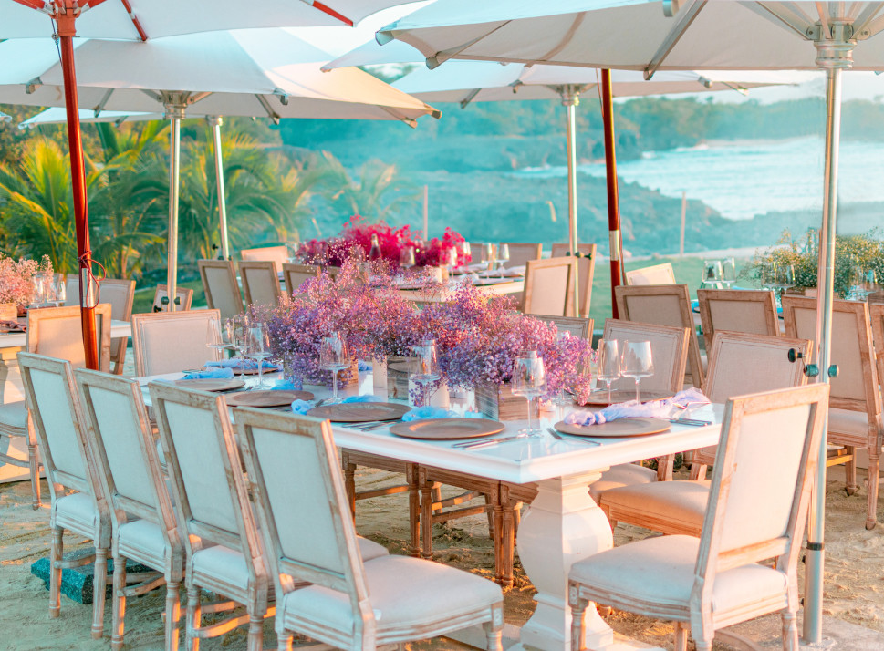 Designer Wedding Arrangement on the Beach