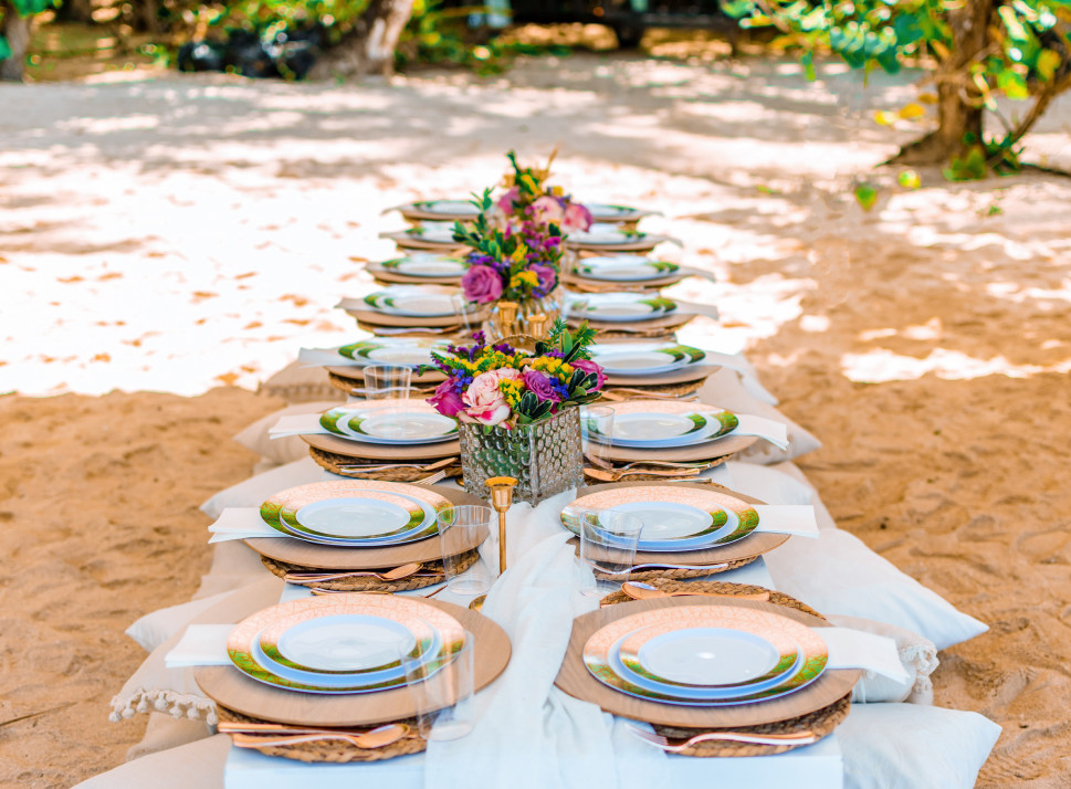 Luxury Wedding Picnic on the Beach