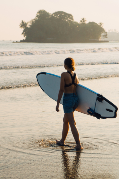 ANI Sri Lanka - Surfing