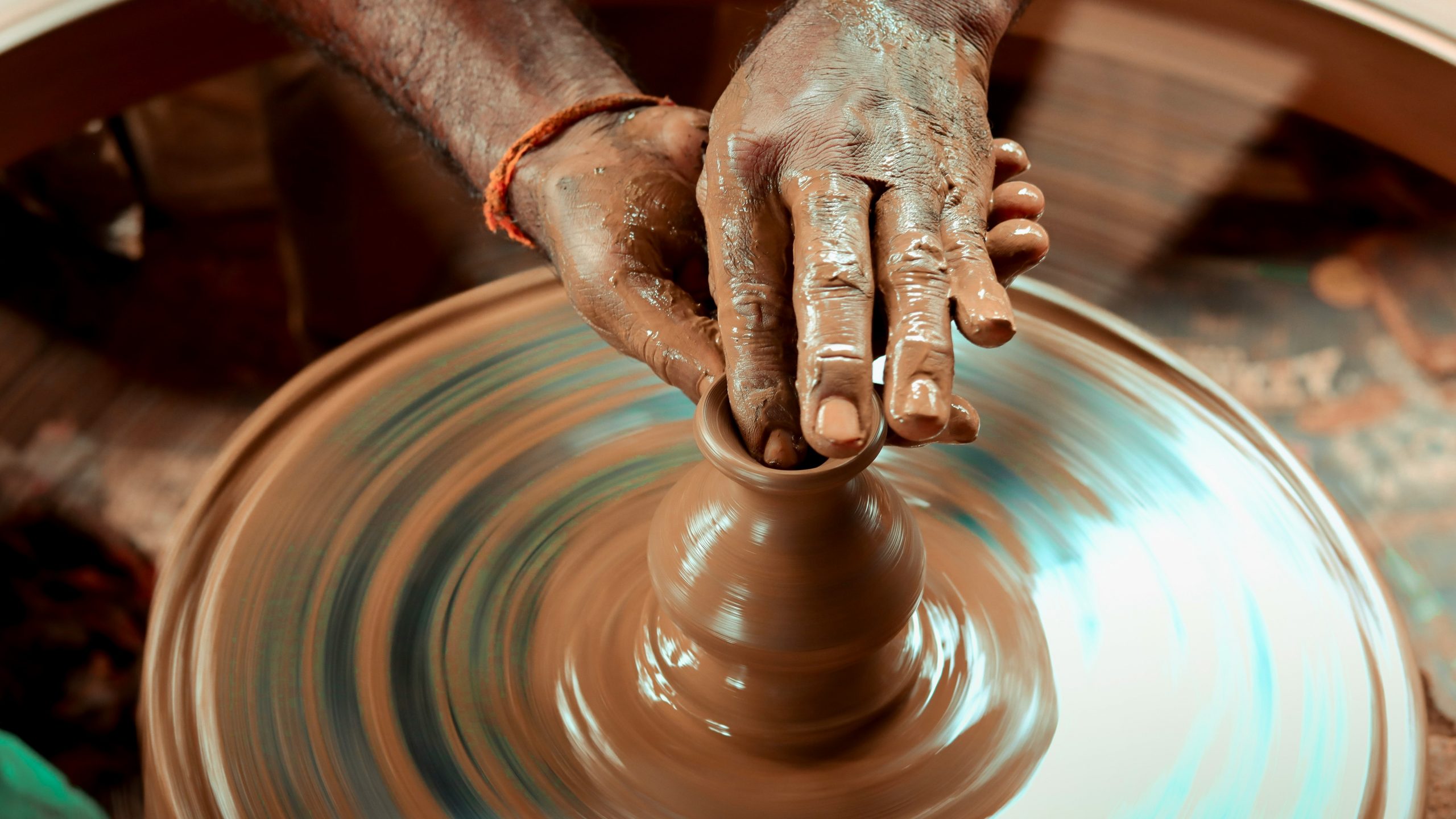 ANI Sri Lanka - Guest Experiences - Pottery Making - Photo by Manoj Kulkarni on Unsplash - 16-9