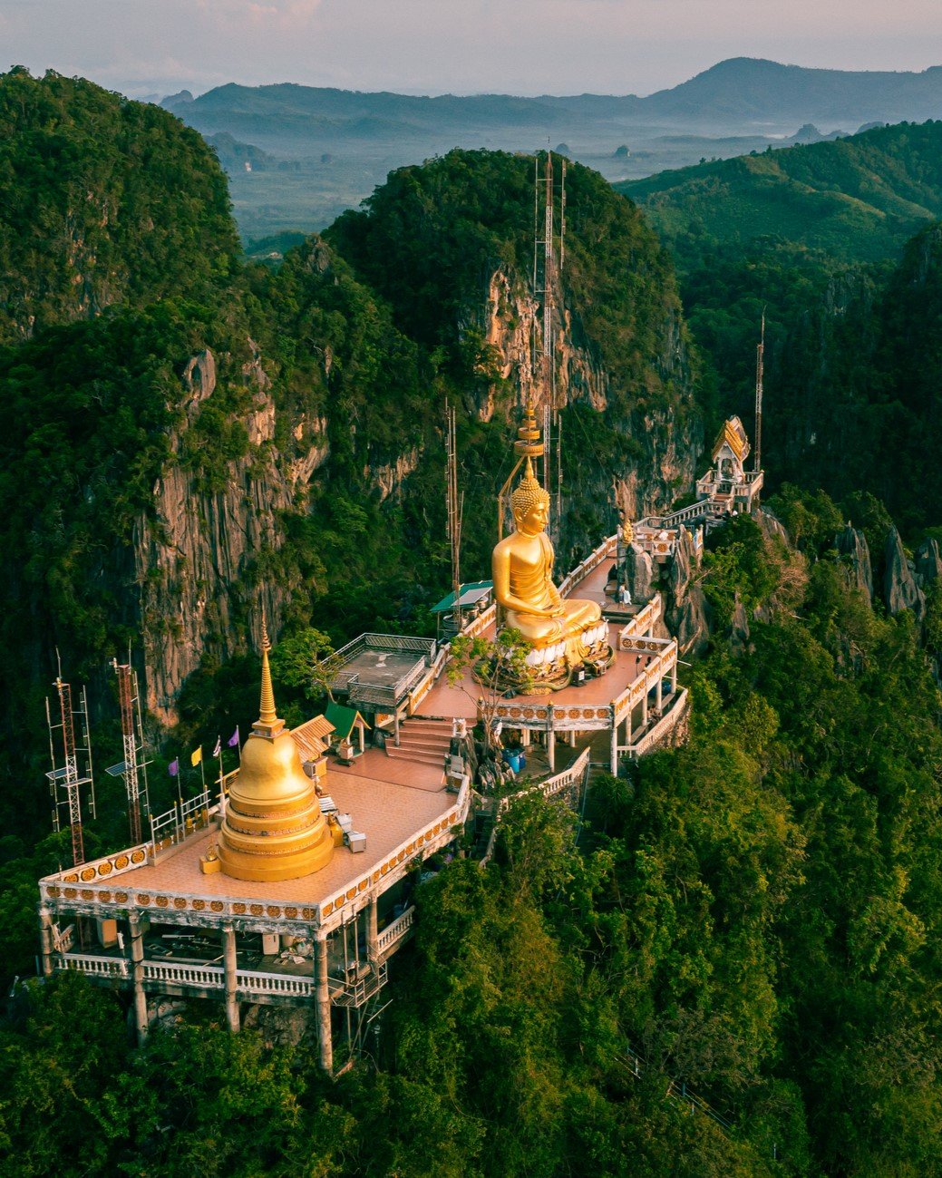 ANI Thailand - Additional Experiences - Wat Tham Sua