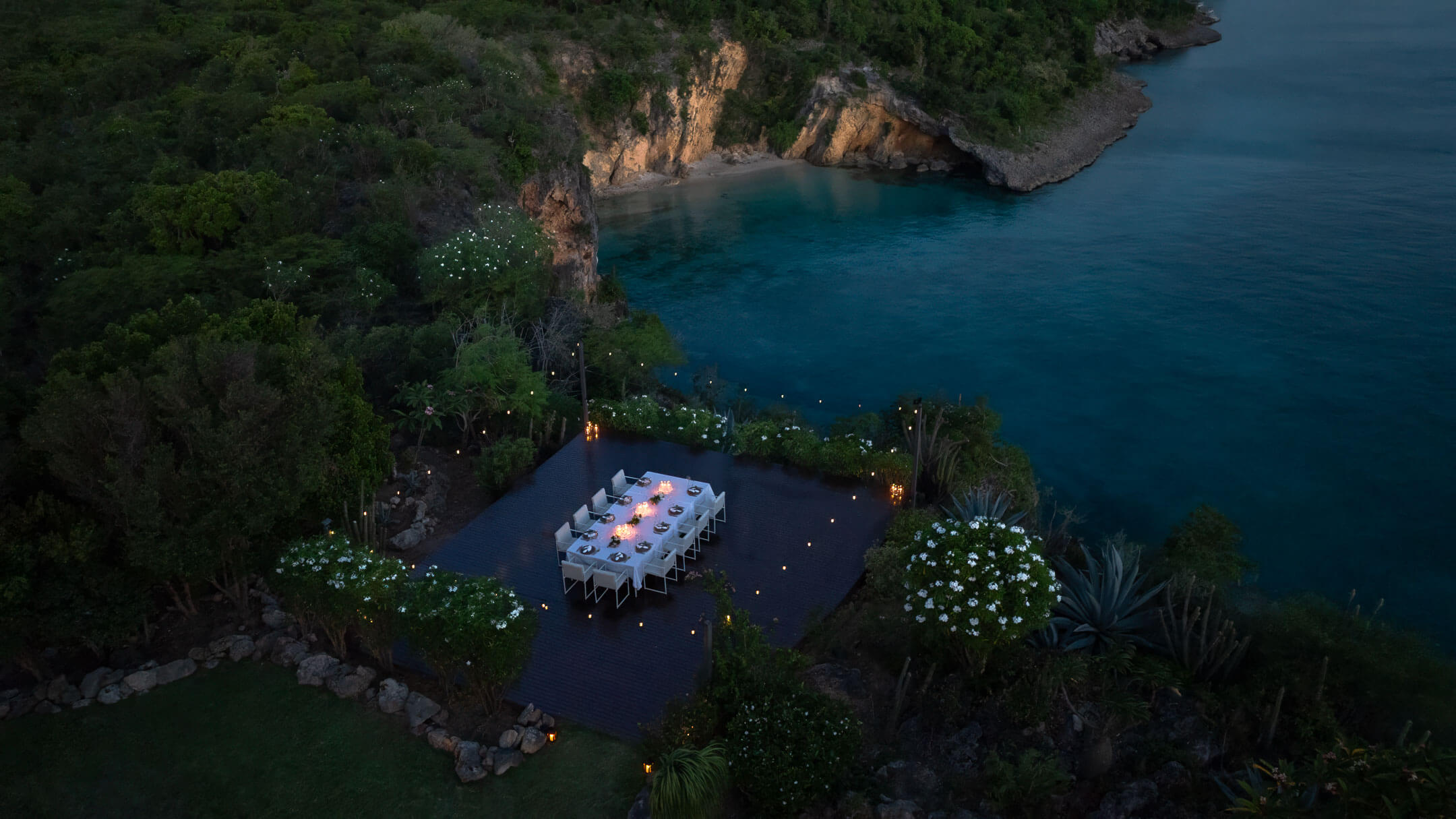 ÀNI Anguilla - Dining Setup