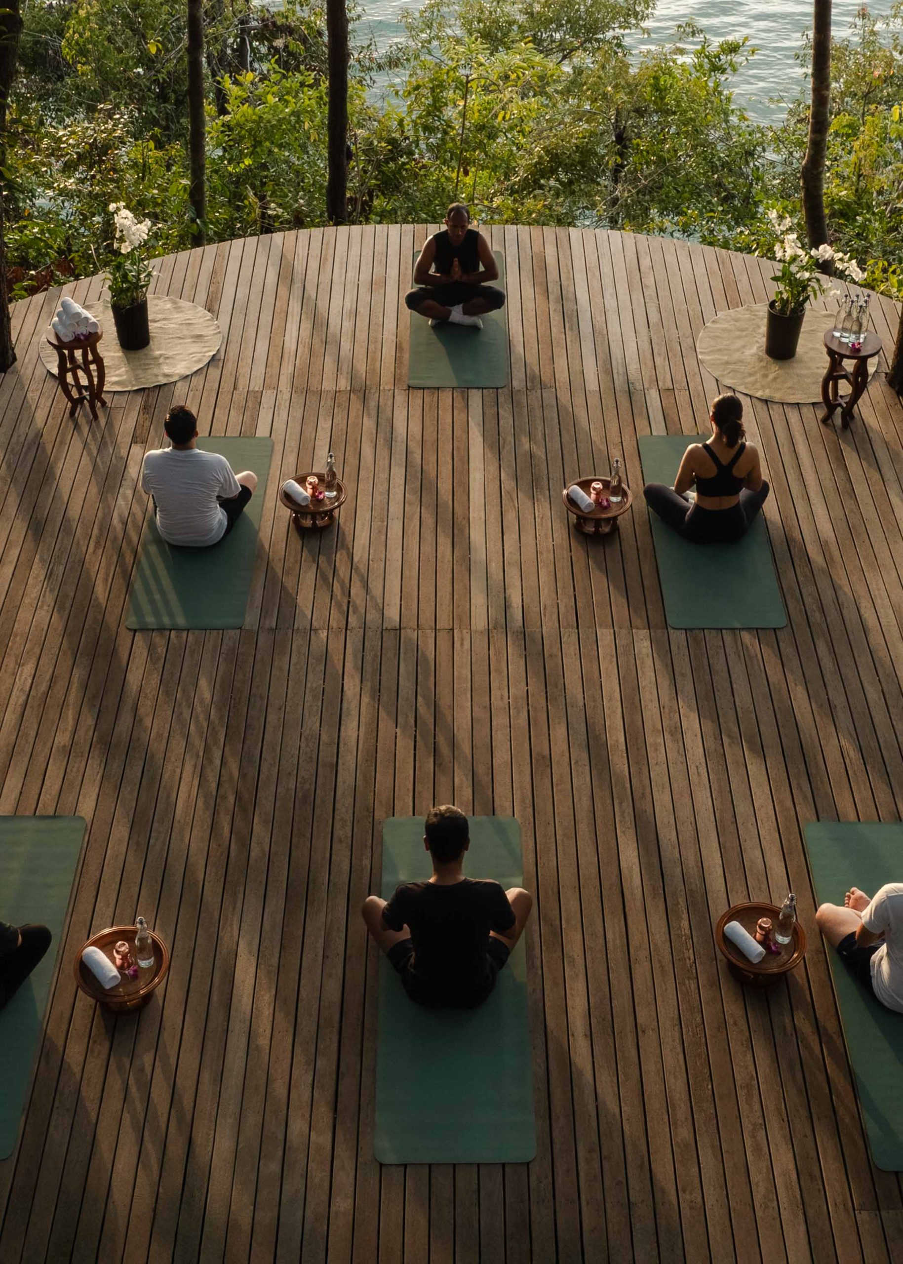 ÀNI - Resorts - Yoga