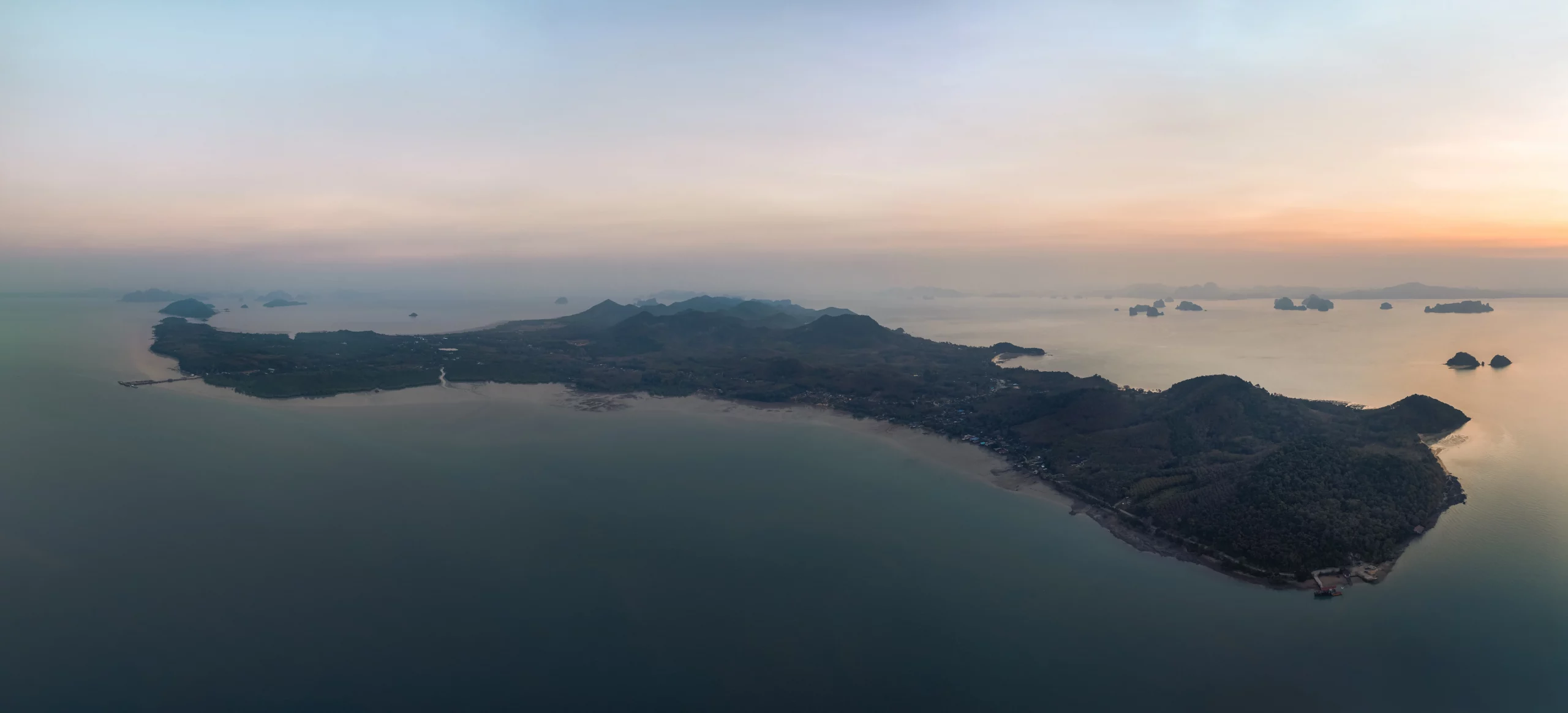 ANI Thailand luxury longtail boat tour with local tour guide