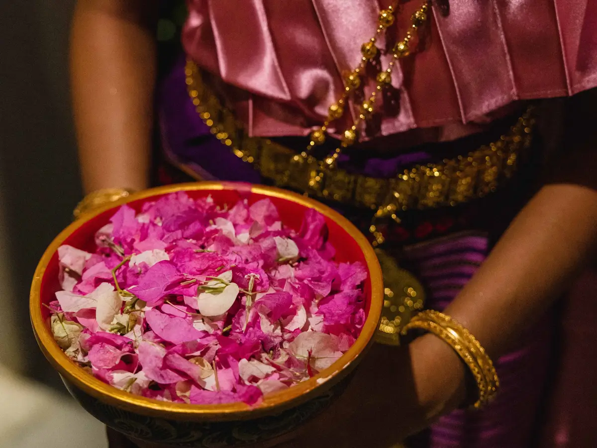 ANI-Thailand-Guest-Privileges-Traditional-Thai-Dancer