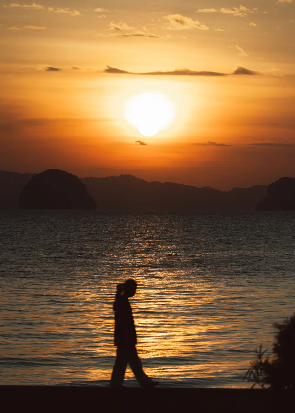 Anguilla Moke drive trip to Beach 33, fun family-friendly excursion activity from the ÀNI Anguilla resort