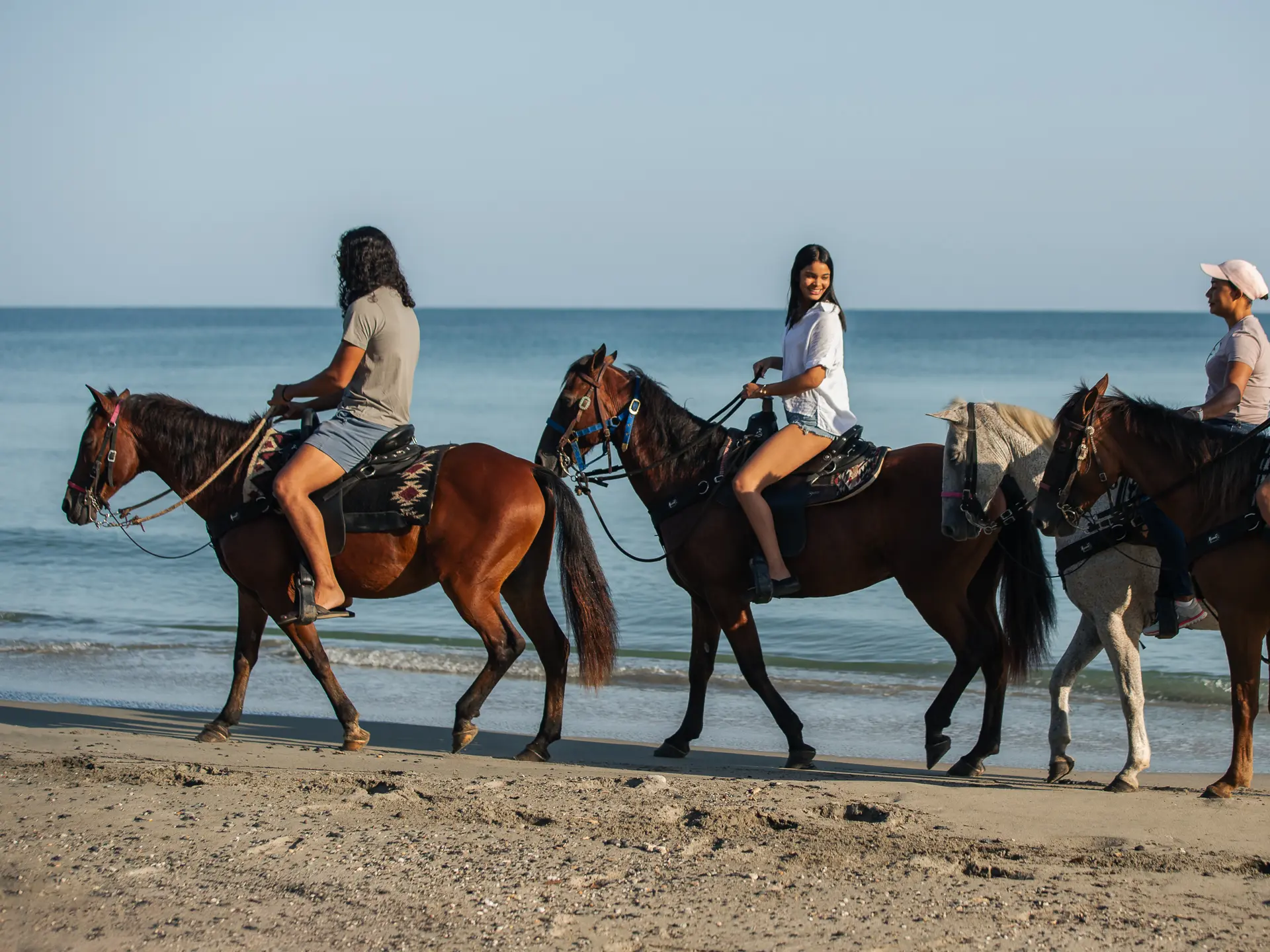 ANI Thailand - Resort - Sunrise over Phang Nga Bay 2