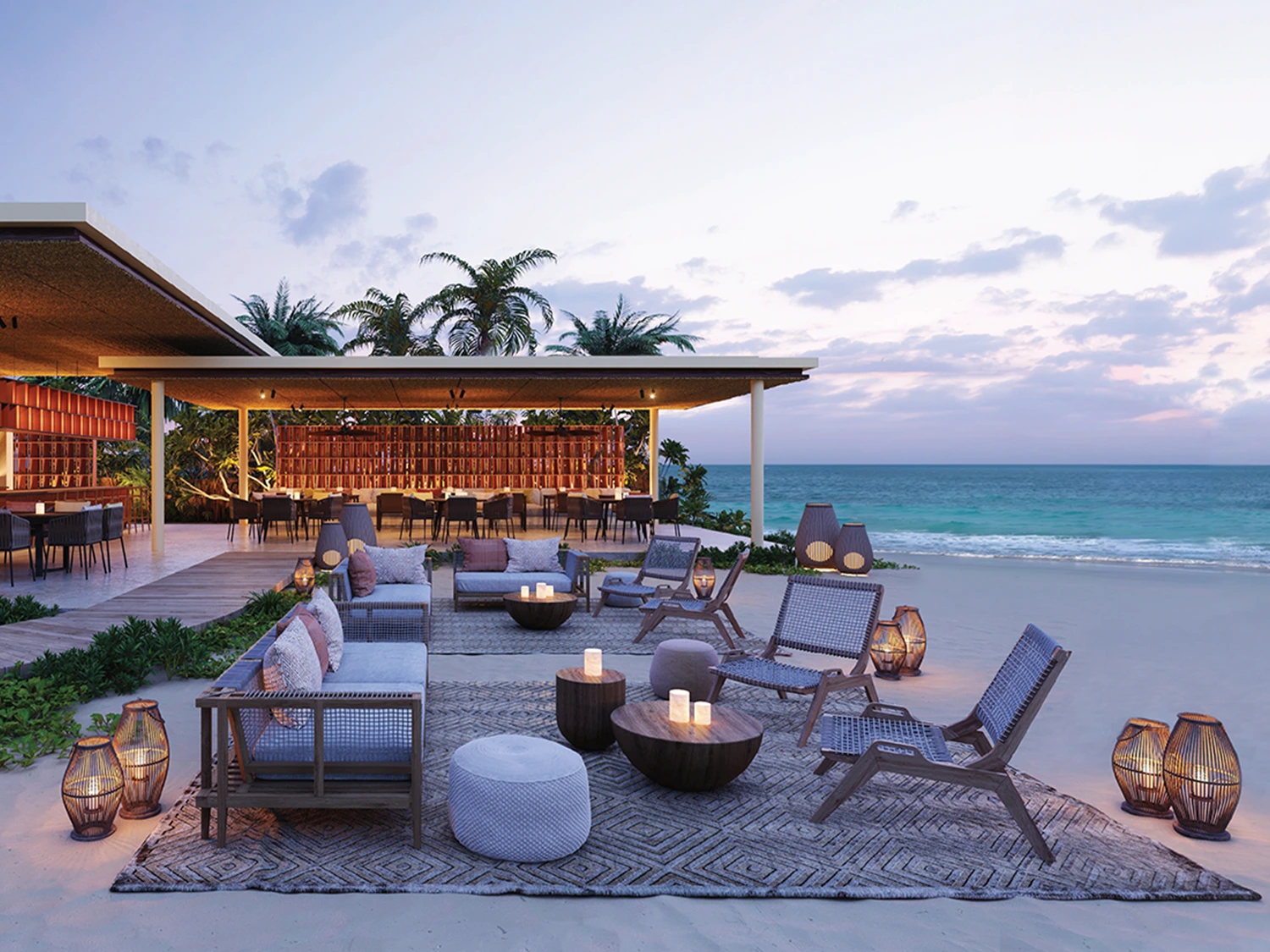 ANI Private Resorts - Pet Inclusions - Paddleboarding And Family Activities With Pets